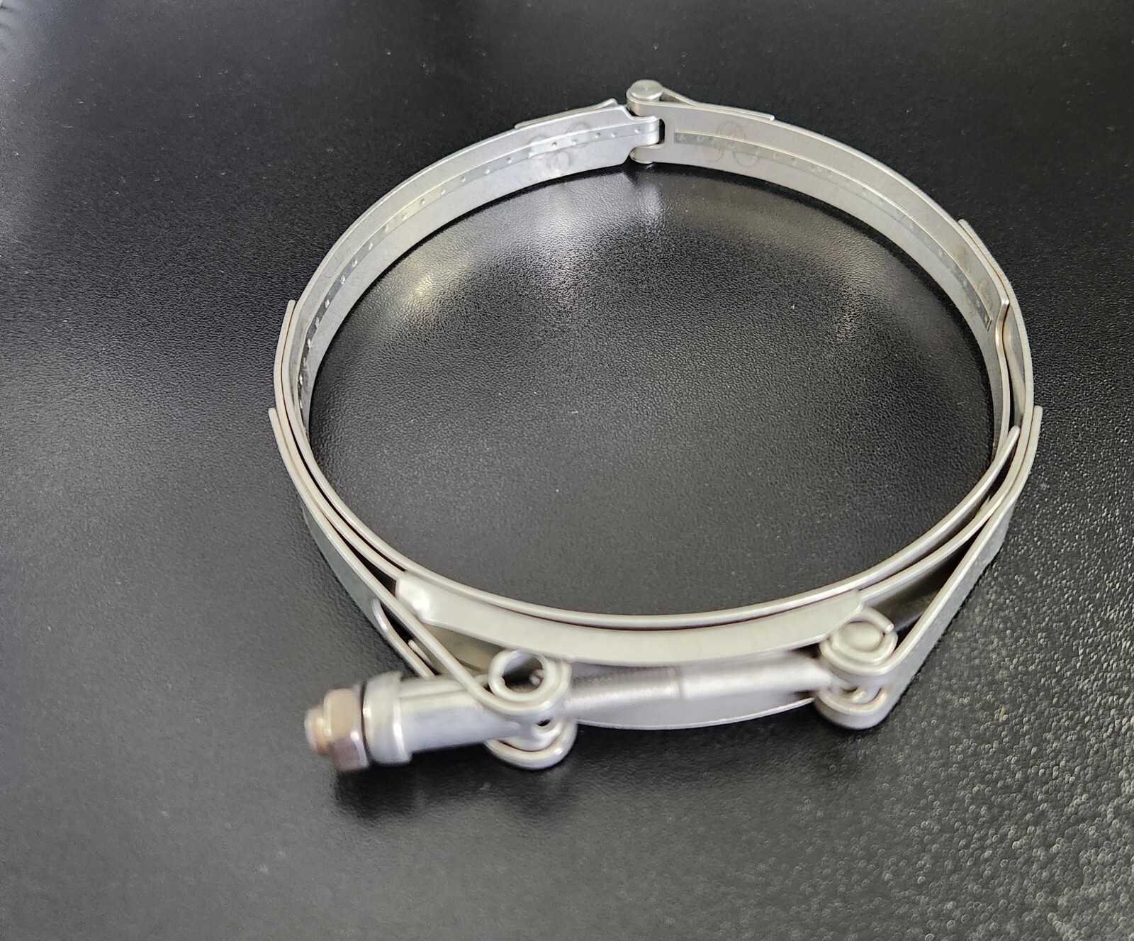 3050CA3 - CLAMP
