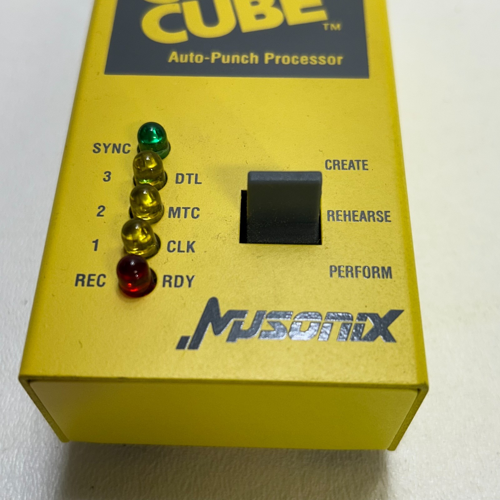 Musonix Cue Cube Auto-Punch Processor MIDI Studio Recording Unit