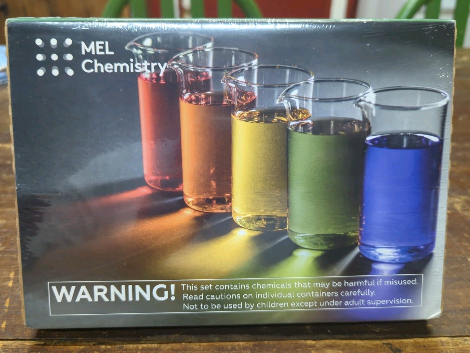 Mel Chemistry Set COLORFUL CHEMISTRY Science Education 10+ New Sealed