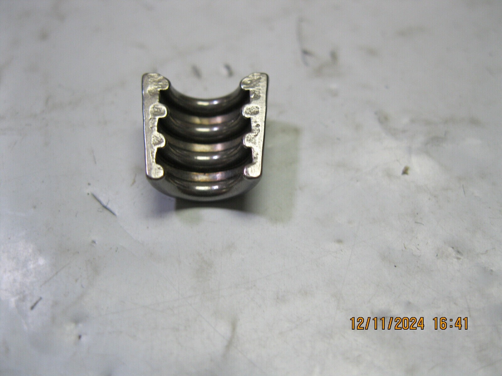 8 SBI 121-1089 Valve Keepers (8 pack)