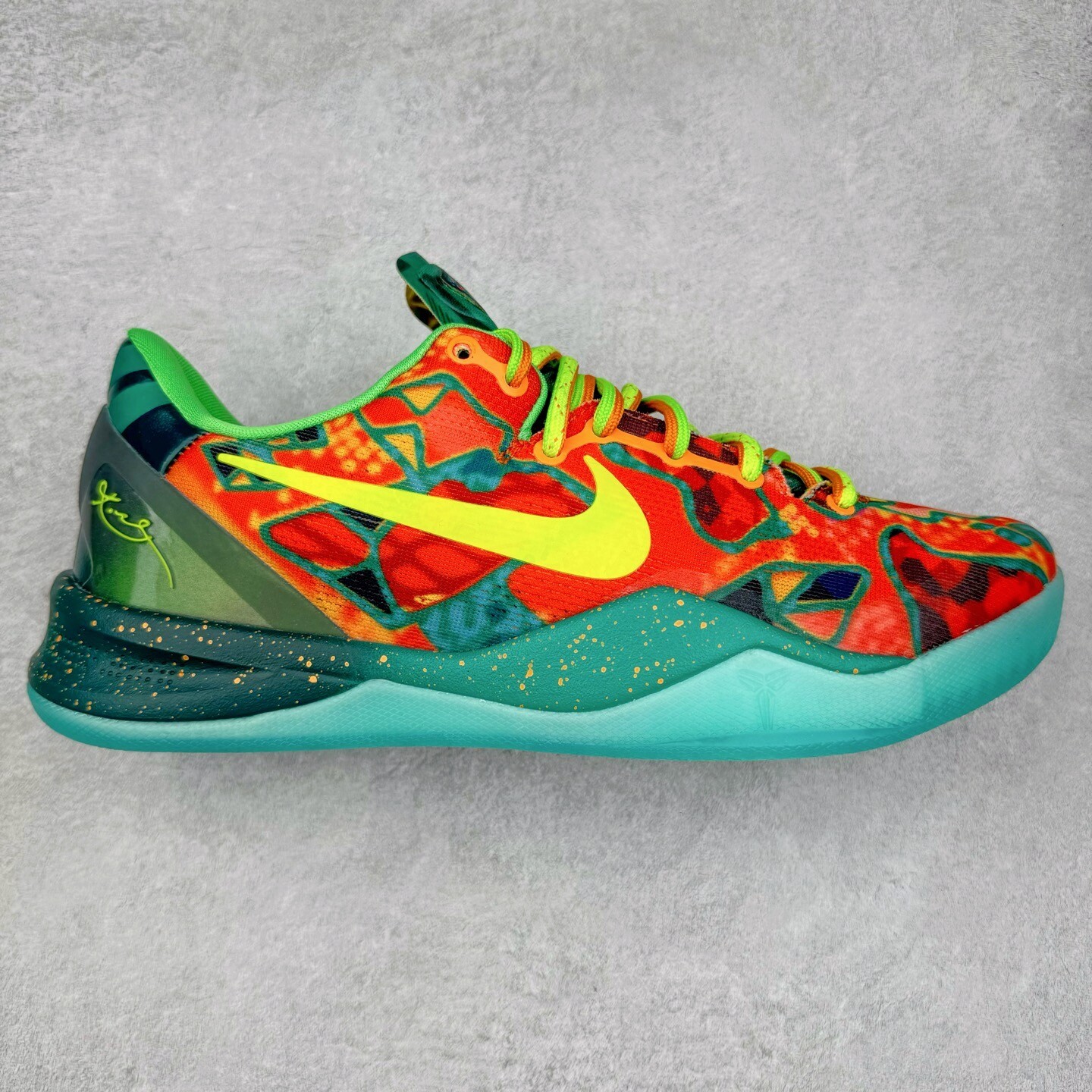 New NK ZOOM Kobe Ⅷ System What The Kobe HM9621-900 Mens Athletic Shoes Authentic