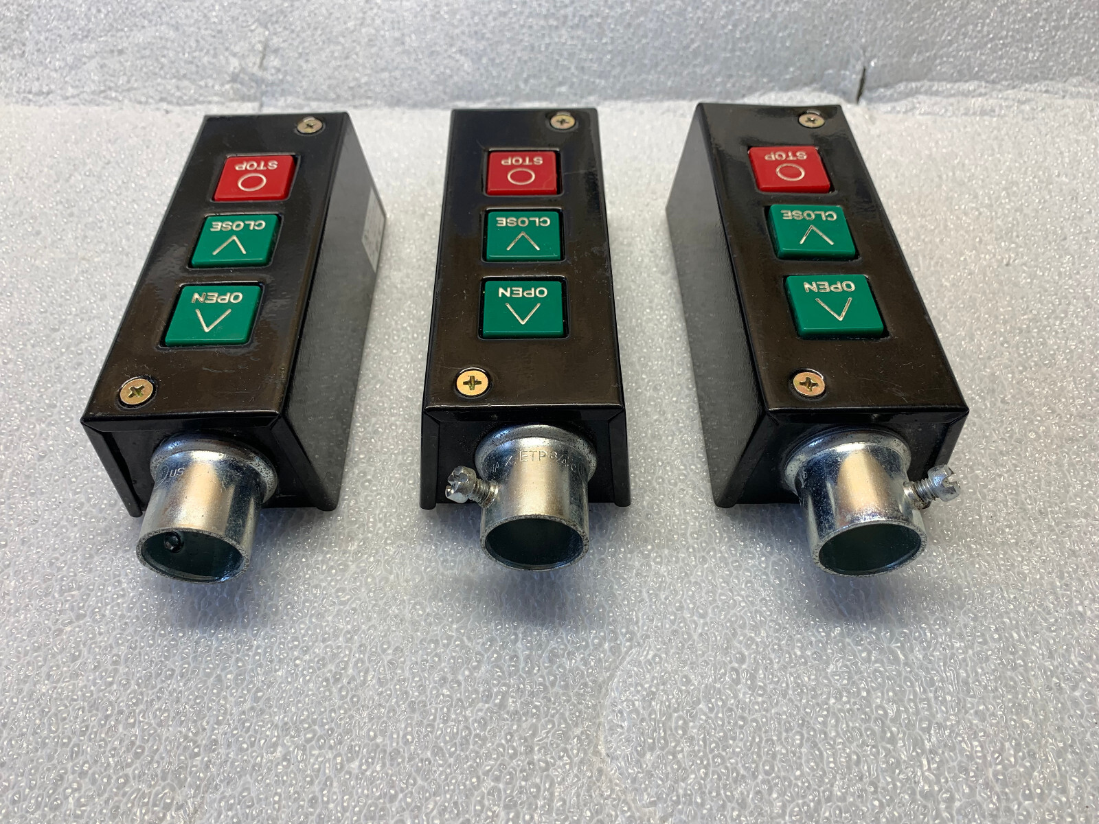 MMTC 3 BUTTON CONTROL STATION PBS-3 - 3 TOTAL AVAILABLE