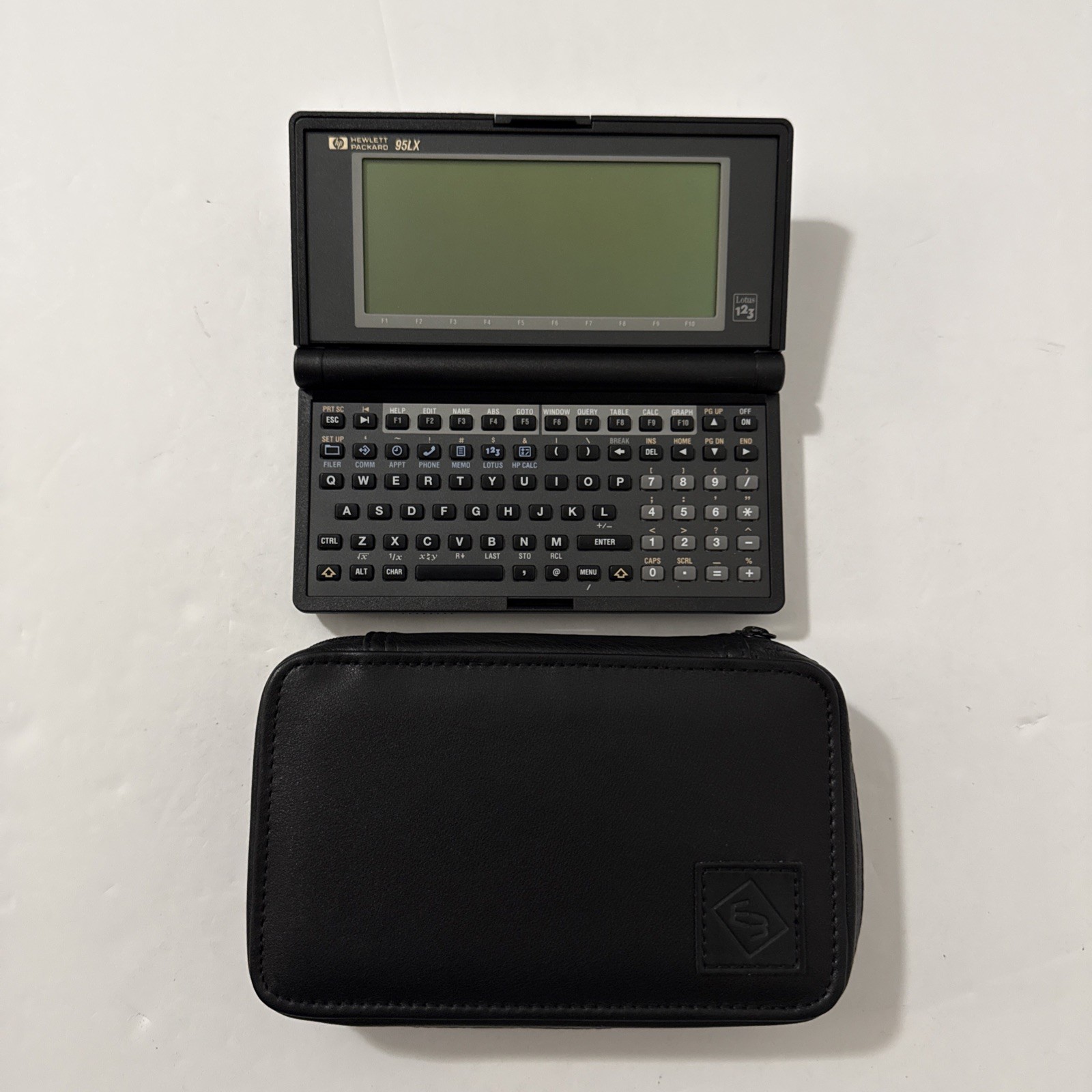 Vintage Hewlett Packard HP 95LX Black Retro Handheld Palmtop Pocket Computer