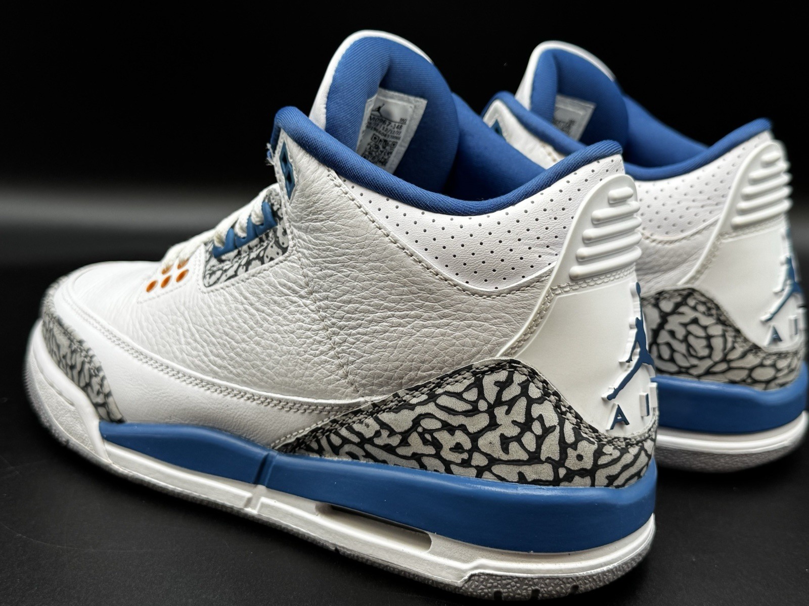 Size 8 - Jordan 3 Retro Mid Wizards shoes With Box! 🪄