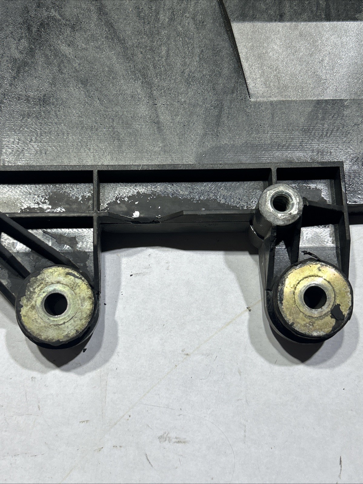 Cummins ECM Bracket 530921 / 4993966