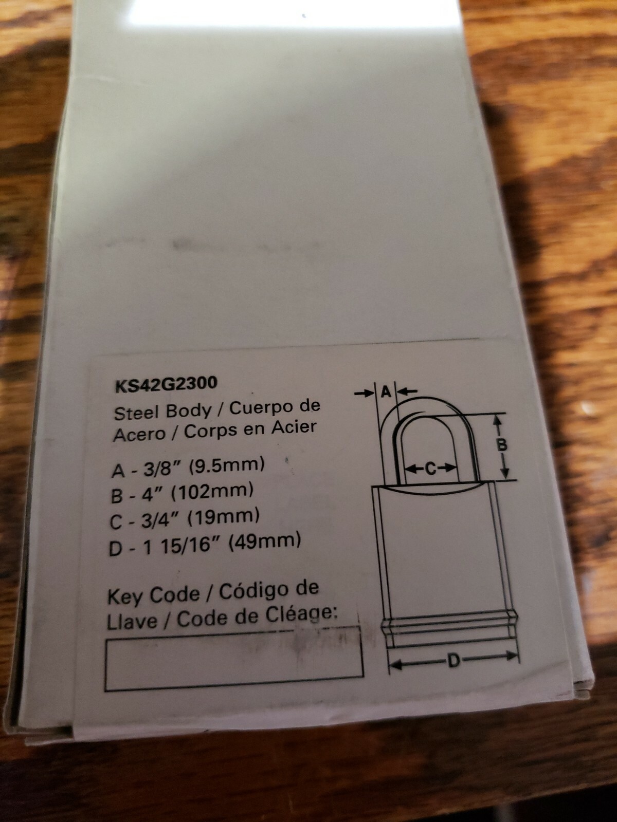 Schlage ks42g2300 padlock with 4 keys