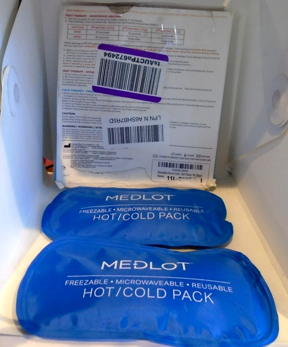 Medlot Reusable Hot Cold Pack  7" x 4" 2-Count New Open Box