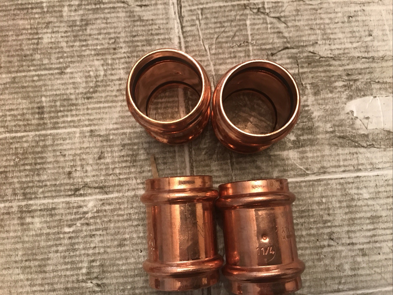 LOT OF 4 FNW Copper Press Fitting 1-1/4 W/Stop Coupling 10148