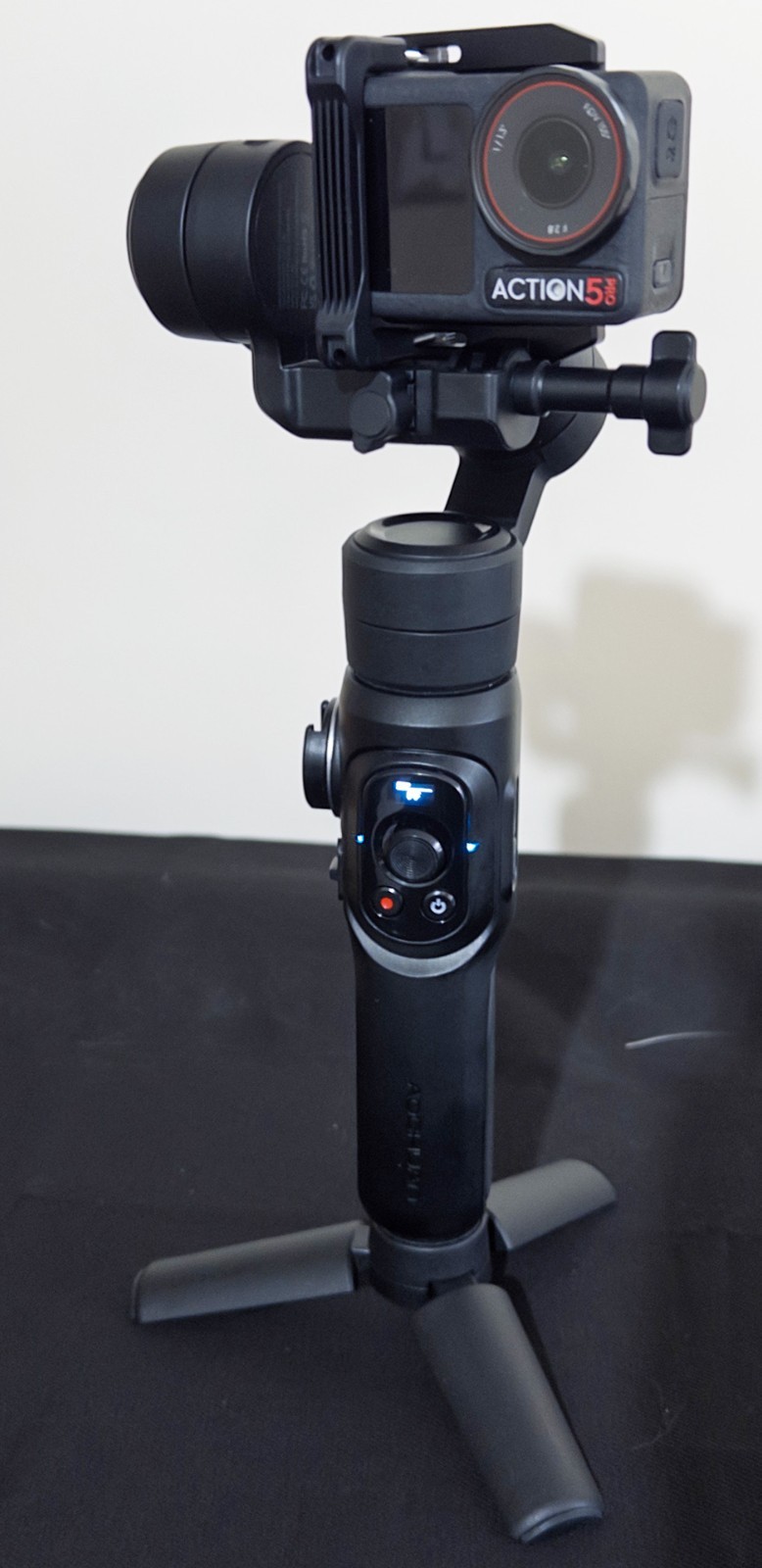 Aochuan Smart G1 gimbal for action cameras GOPRO, DJI, Insta, etc.