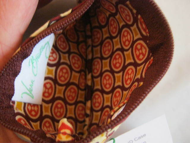 Vera Bradley Medallion ZIP ID Case w/ Key Ring 3 x 5 NWT