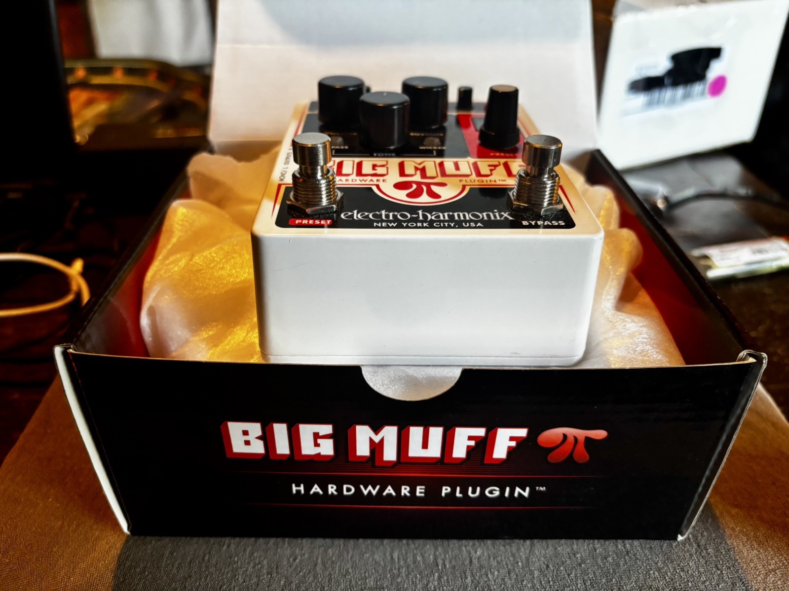 EHX Big Muff Pi Harware Plugin Pedal
