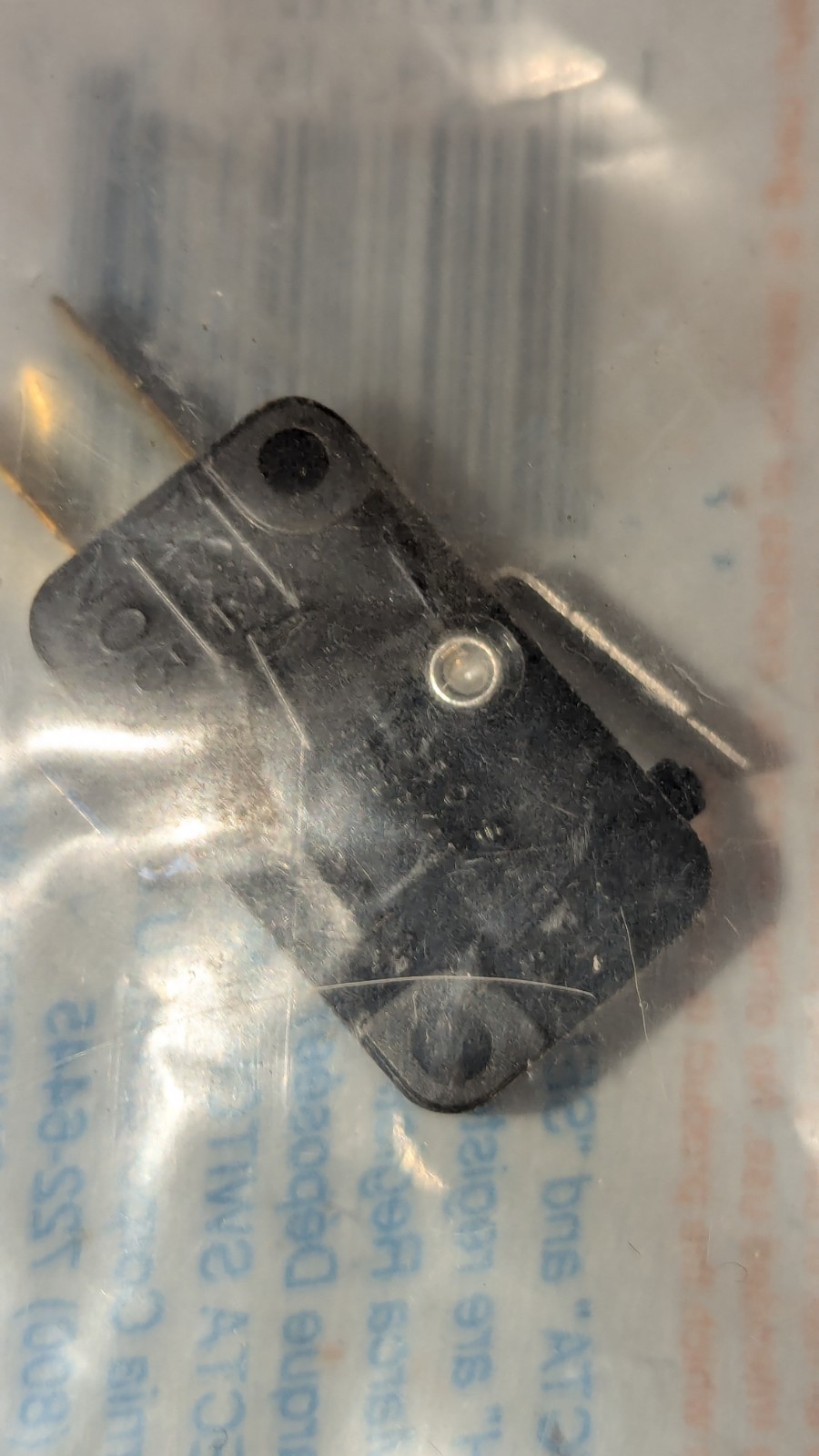 Selecta / Honeywell Microswitch V3L-101-D8-BG Snap Switch New & Sealed