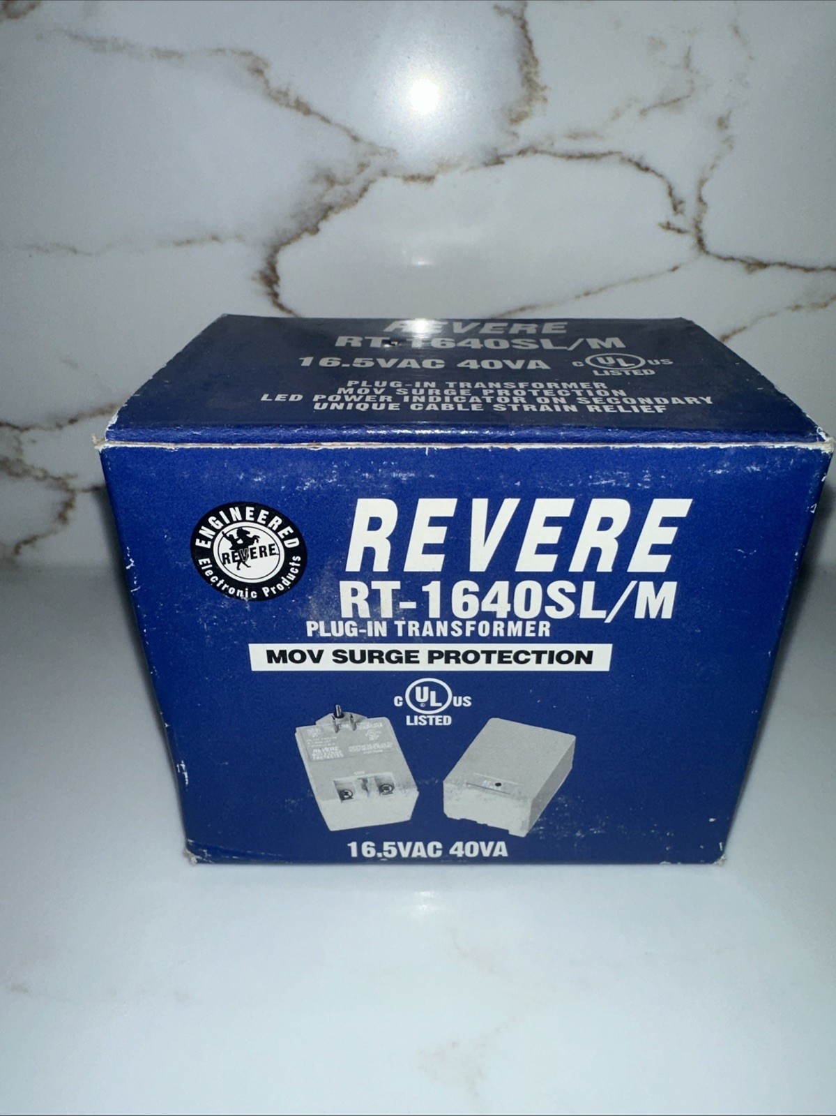 Revere RT-1640SL/M 16.5 Volts AC — 40 VA Plug-in Transformer w/ Surge Protector