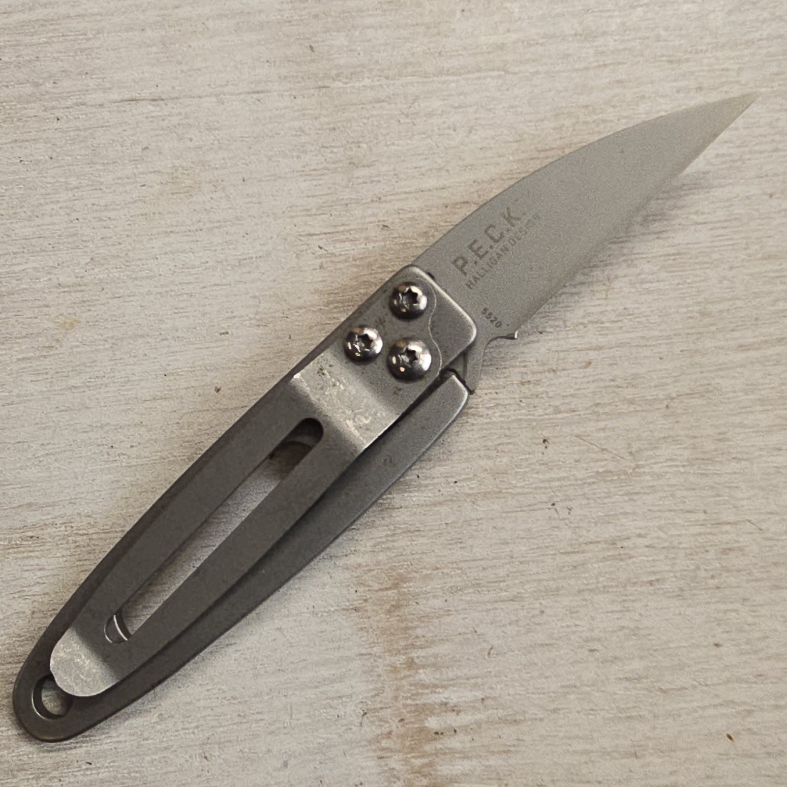 CRKT 5520 P.E.C.K. KNIFE ED HALLIGAN DESIGN KEYCHAIN KNIFE