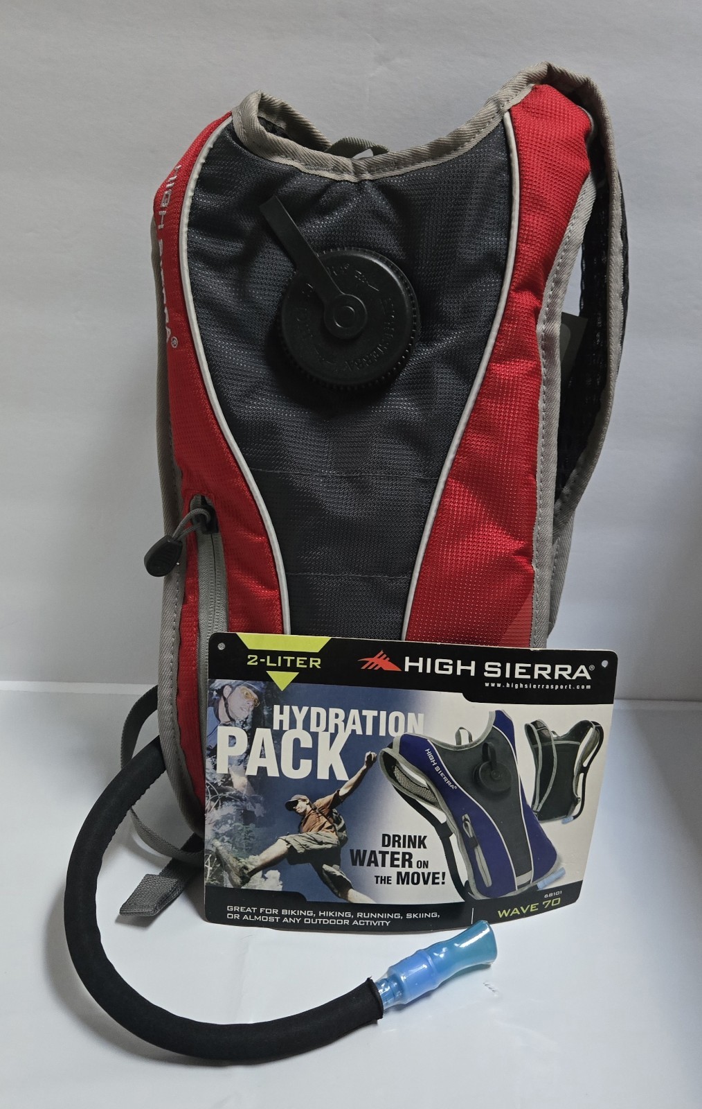 High Sierra Hydration Pack 2 Liter Wave 70 - Red Gray And Black Model 68101