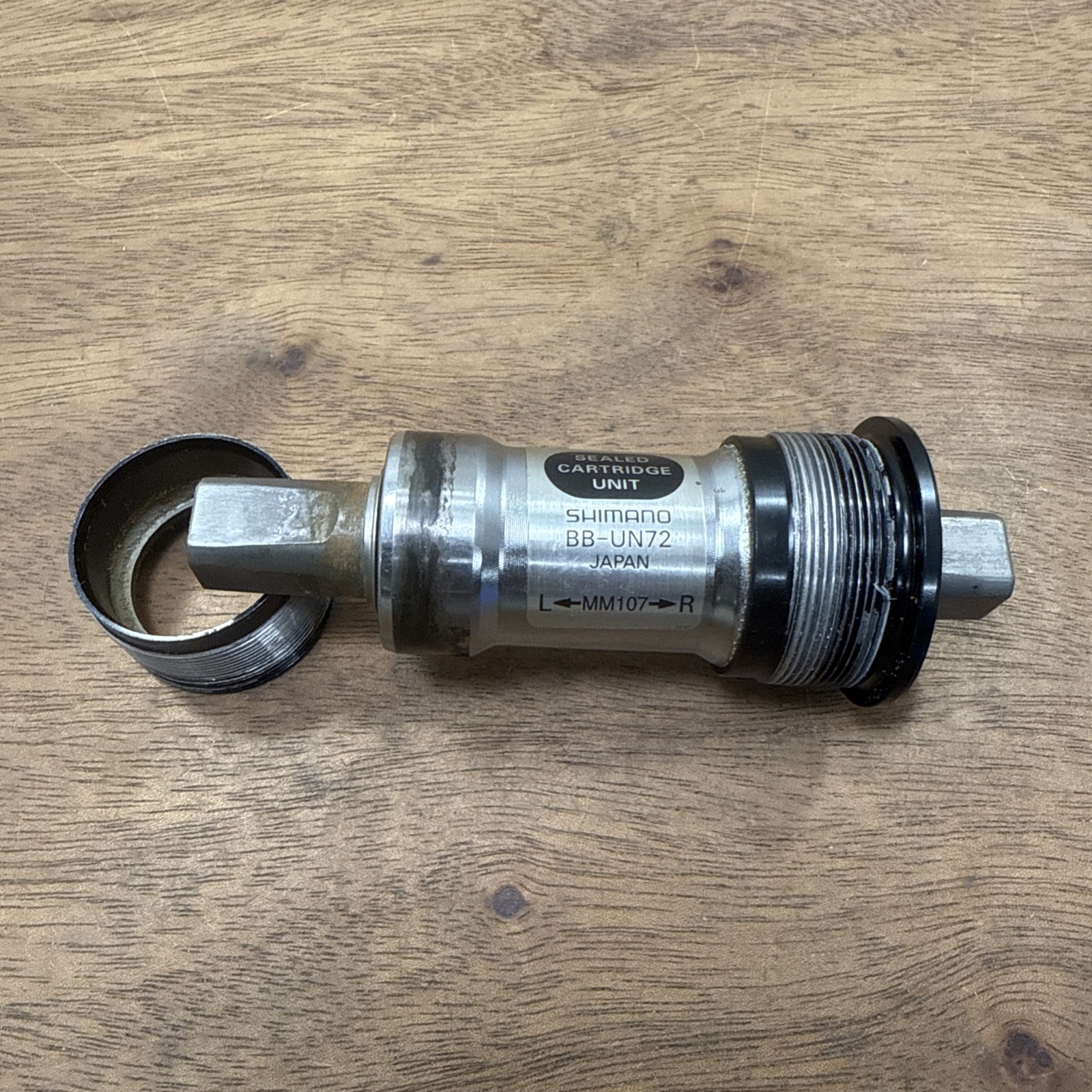 Shimano Deore XT BB-UN72 Bottom Bracket Square Taper 73mm 107mm Worn Threads