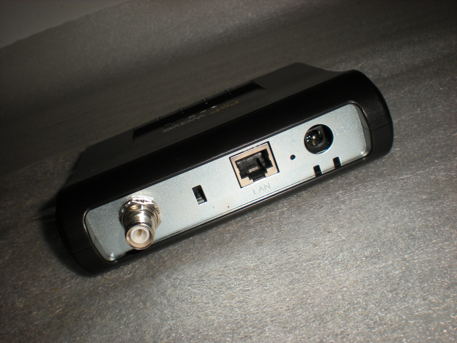 PePWave Surf 200 Wireless Access Point Wi-Fi Modem ONLY NO ADAPTER OR ANTENNA