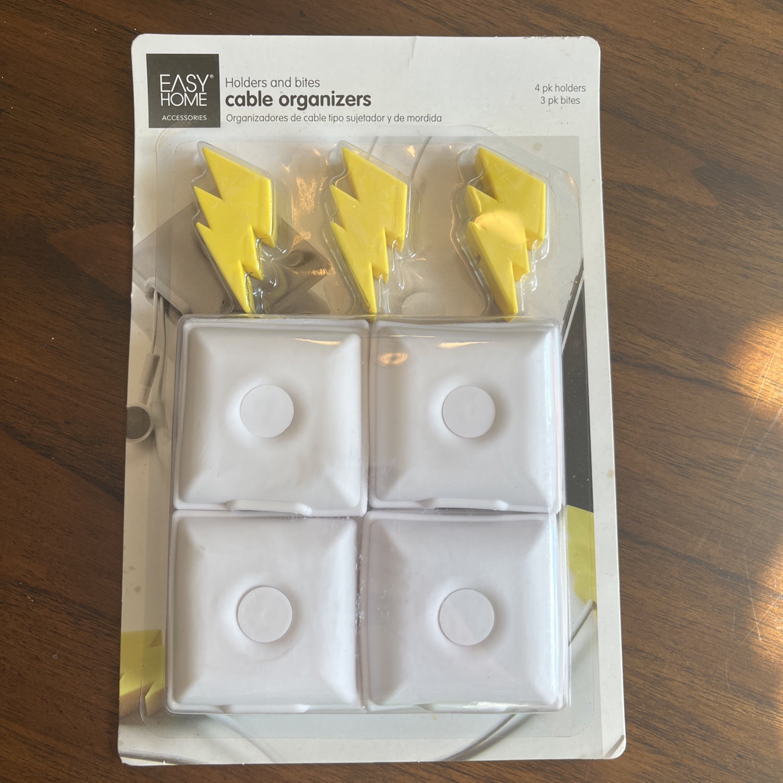 Easy Home Cool Cable Organizers 4 pack W/ Lightning Bolt USB Bites