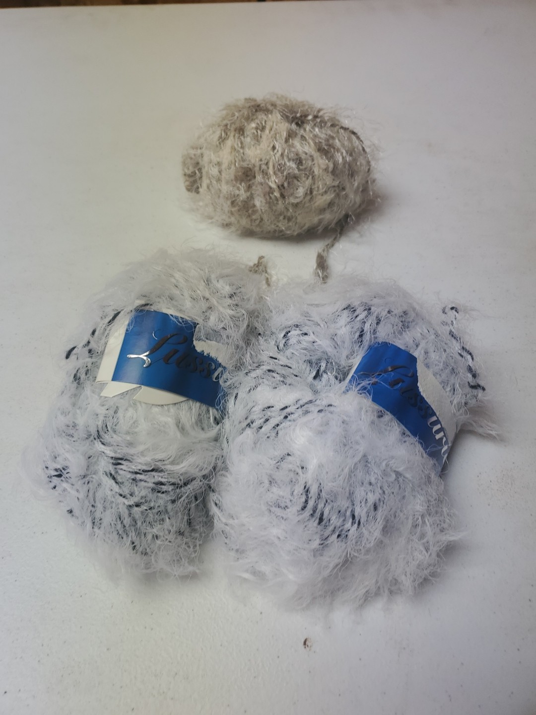 Elle Lussuria Yarn 2 Skeins 1 Partial