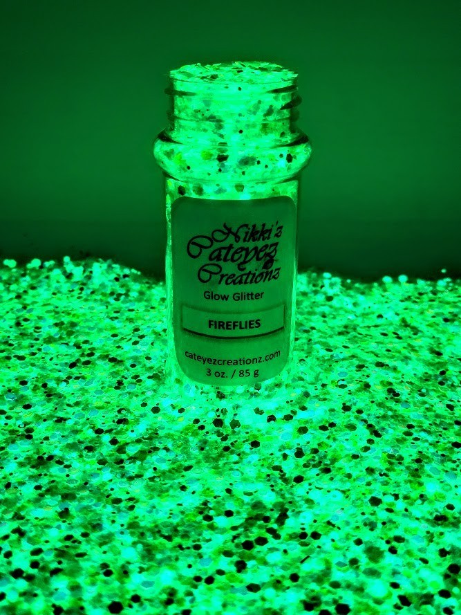 Glow-in-the-Dark Chunky White Glitter - FireFlies 3 oz.