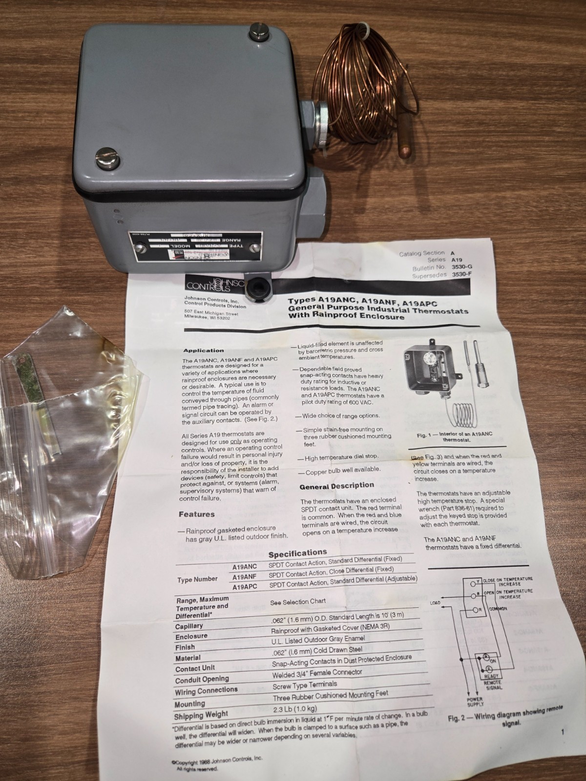 Johnson Controls A19ANC-1 Remote Bulb Temp Control w/ Rainproof Enclosure