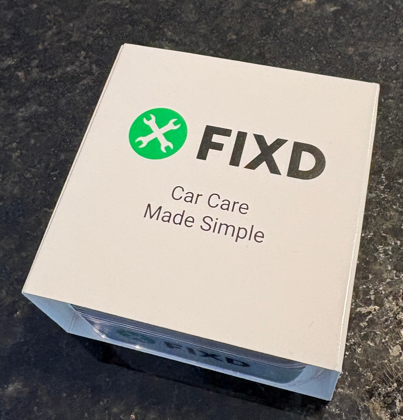 FIXD OBD-II ACTIVE CAR HEALTH MONITOR ENGINE CODE READER DIAGNOSTIC SCANNER