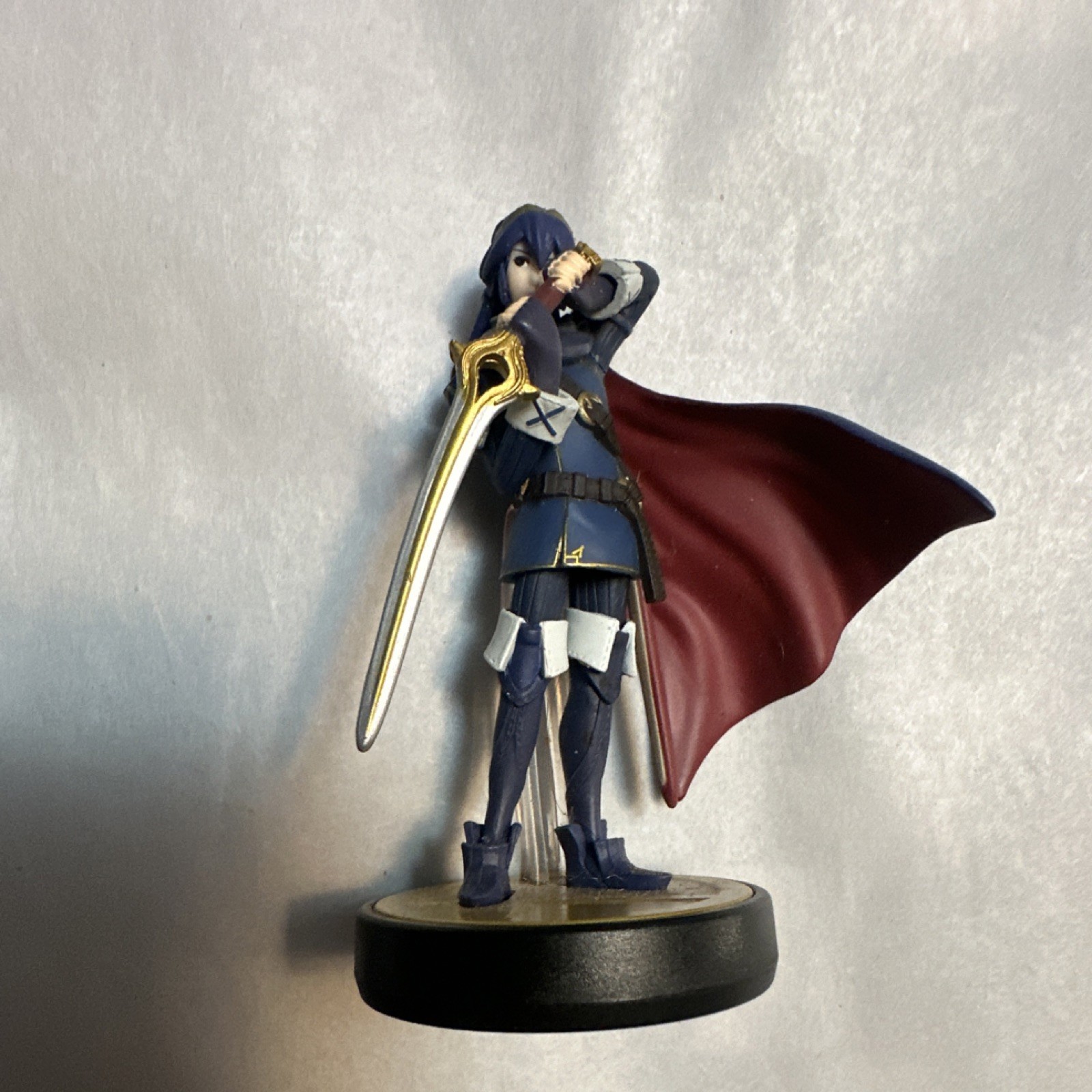 Nintendo amiibo Lucina Figure NVL-001 306000AABTW2 Intelligent Systems Amiibo