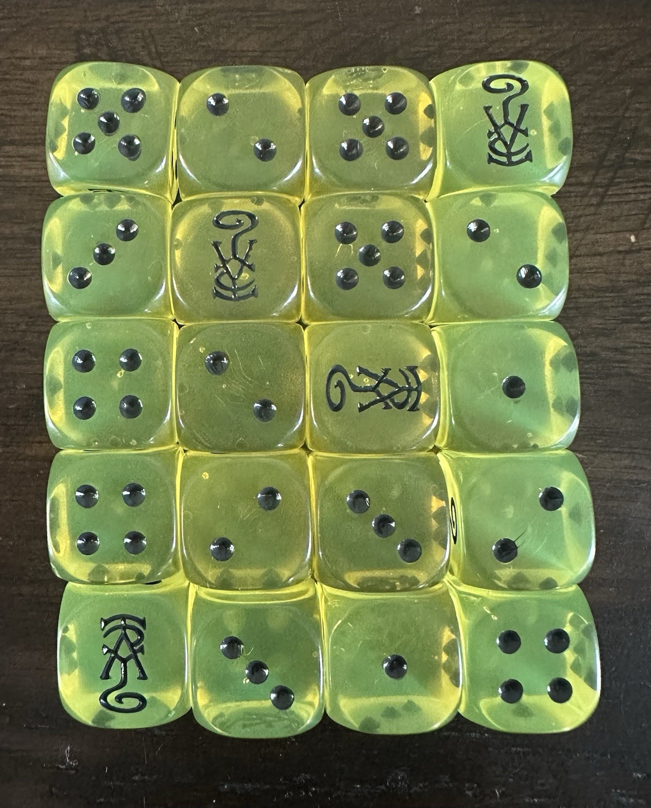 20 X Le Lumineth Realm Lords Dice Warhammer Age Of Sigmar AOS Yellow Realmlords