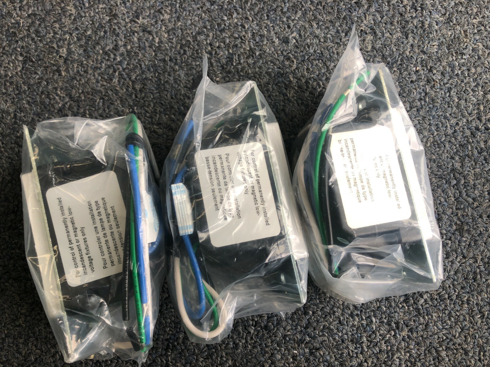 Crestron CLW-SLVD1RFW-S Blank New open box