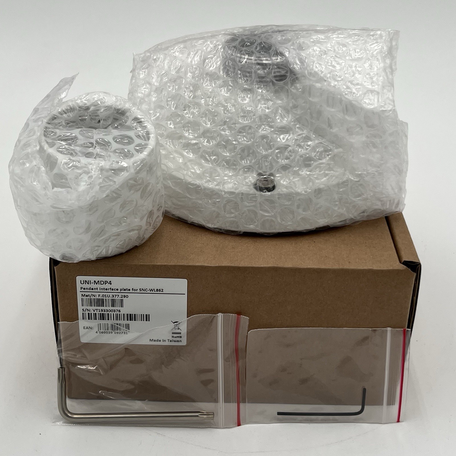 NEW!! Bosch Pendant Interface Plate For SNC-WL862 UNI-MDP4 Camera Mount w/SN