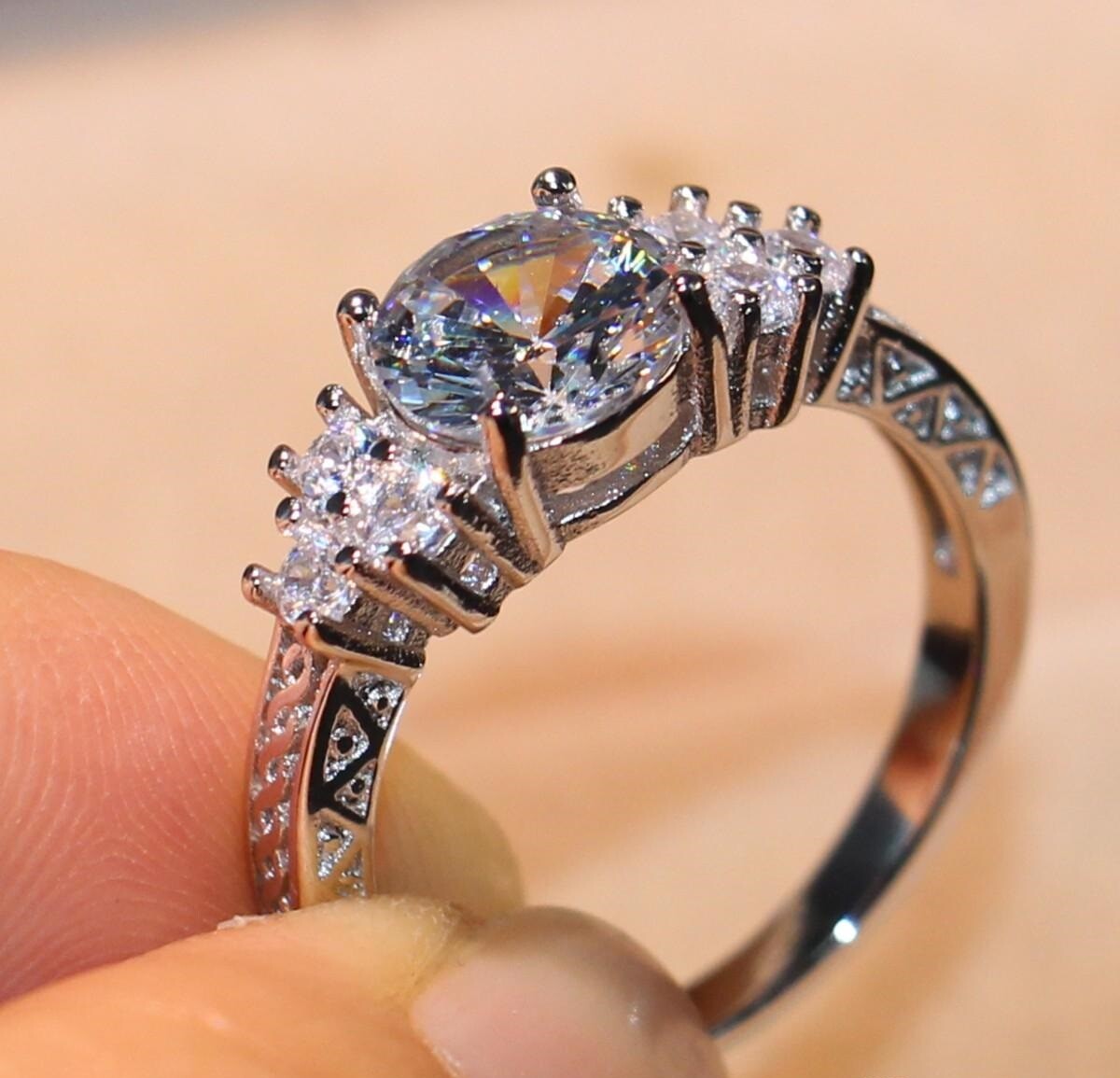 2.5ct Round Cut Simulated Diamond Ring 14k White Gold Plated Trilogy Stylish