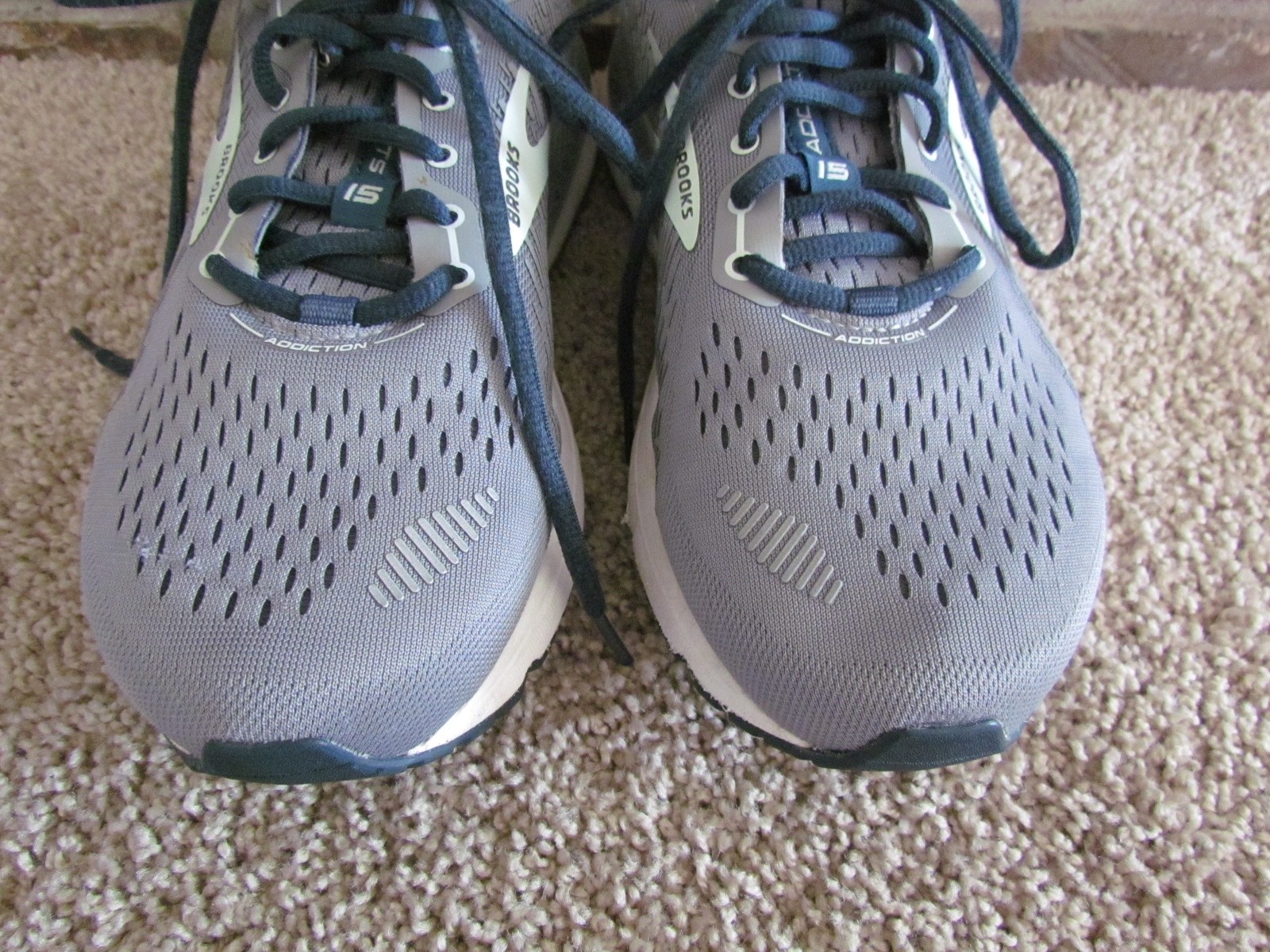 Brooks Addiction GTS 15 Shoes Women's Size 9 Gray Wide 2E Extra Wide 1203522E099