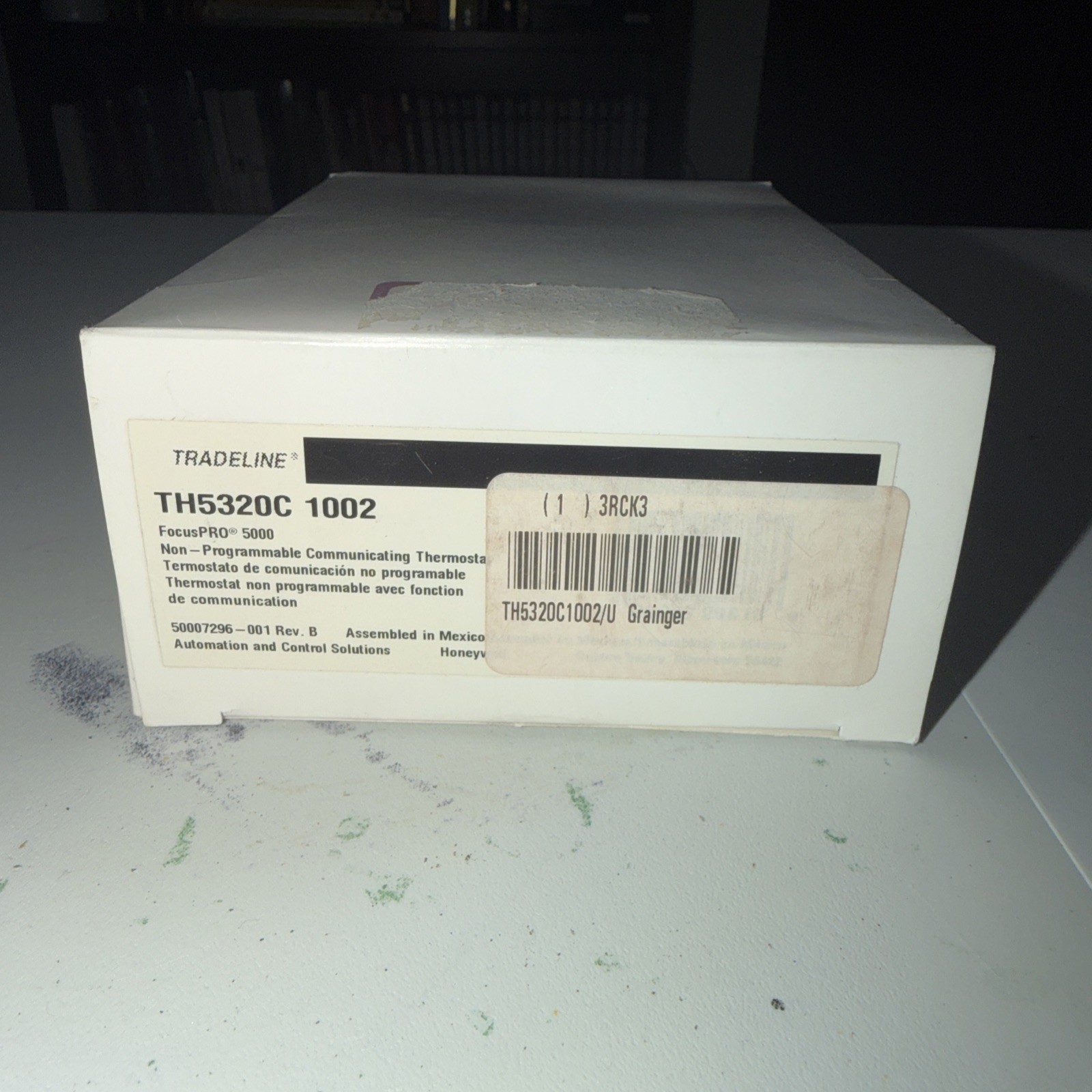 Honeywell TH5320R1002 FocusPRO 5000 Wireless Digital Thermostat 2H/2C *NEW*