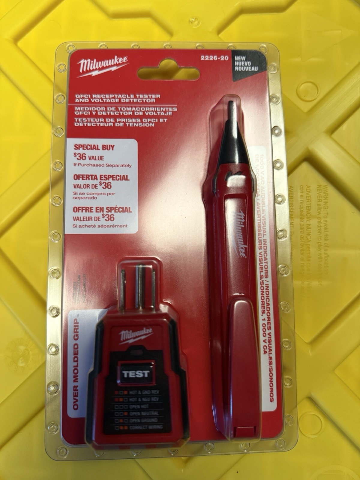 Milwaukee GFCI Receptacle Tester and Voltage Detector 2226-20 Unopened