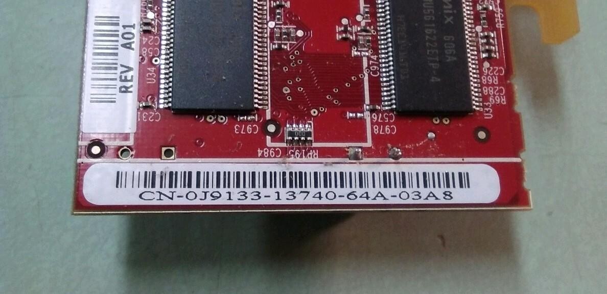 ATI RADEON X600 Graphics Video Card PCI-E x16 Dell J9133 109-A26030-01