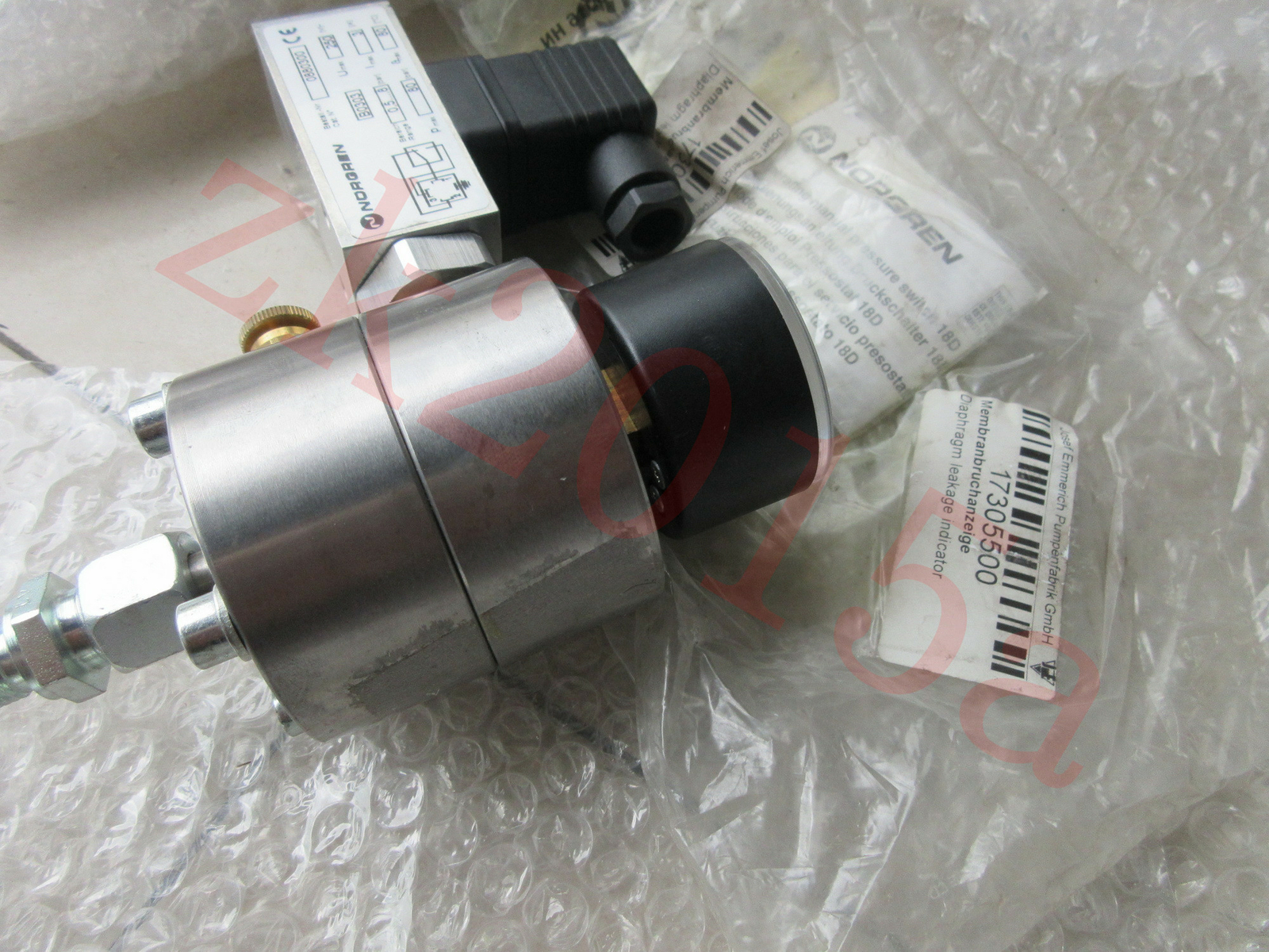 Josef 17305500 fast ship by DHL OR EMS