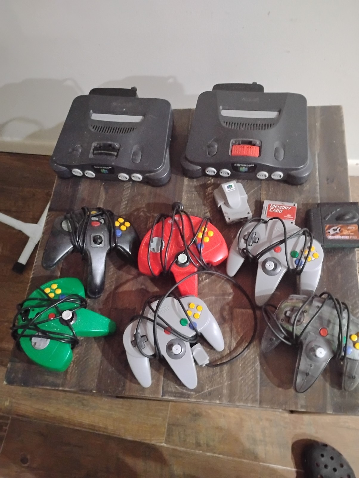 2 Nintendo 64 Home Consoles 6 Controllers Rumble Pak Memory Card Game Shark