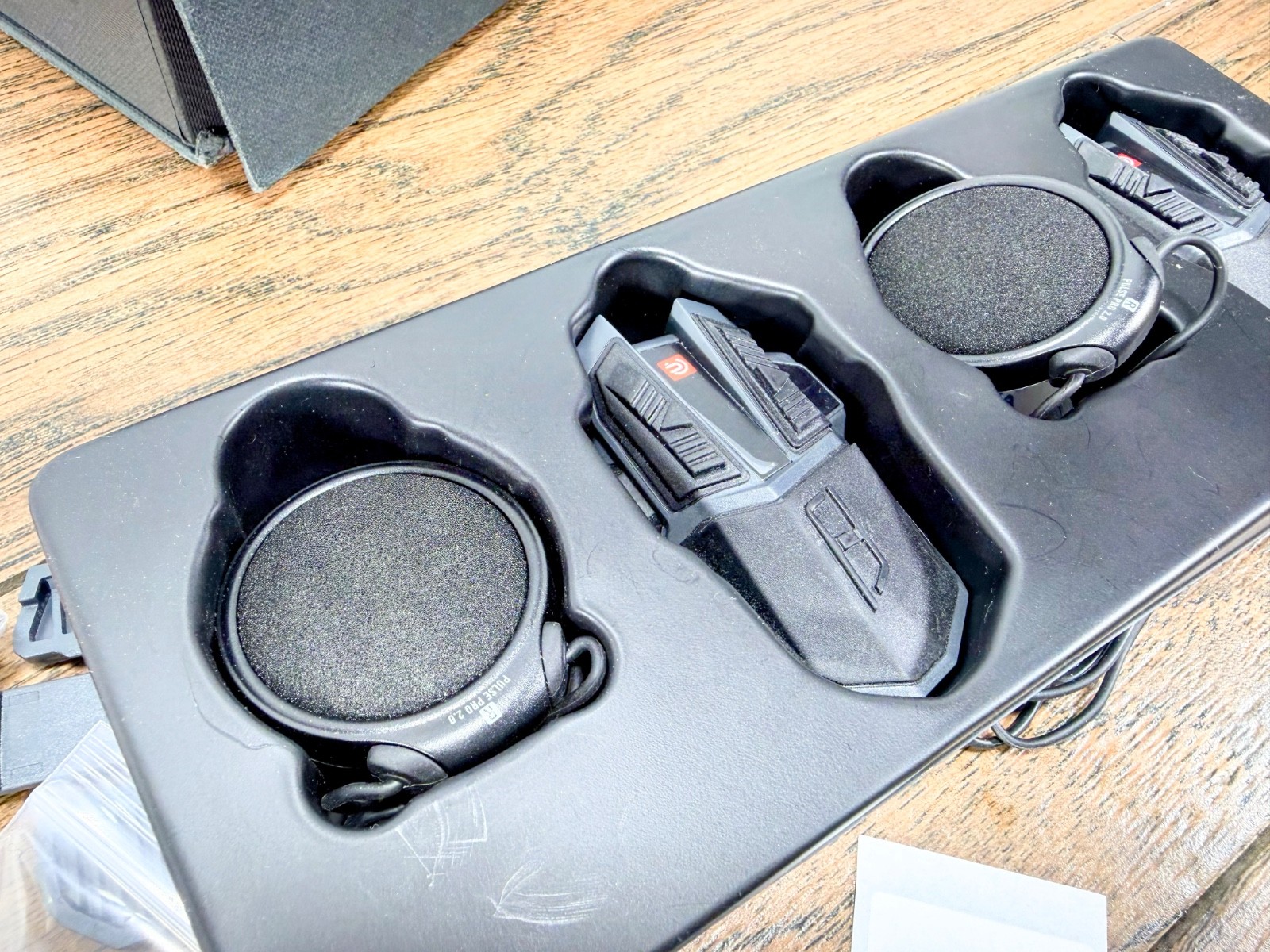Uclear Motion 6 Dual Headset Mic Lot G993