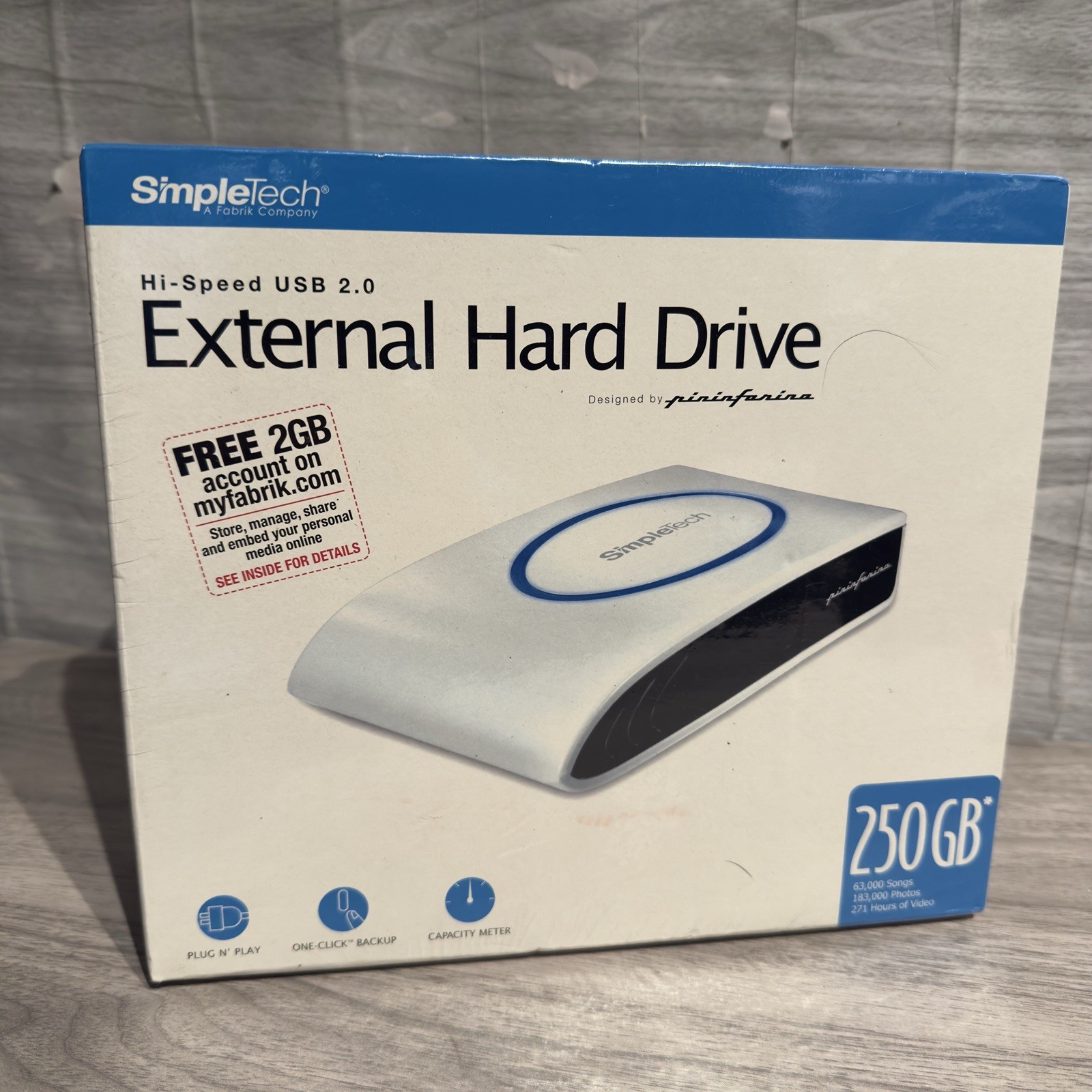 NEW SimpleTech SimpleDrive External Hard Drive 250GB Hi-Speed USB 2.0