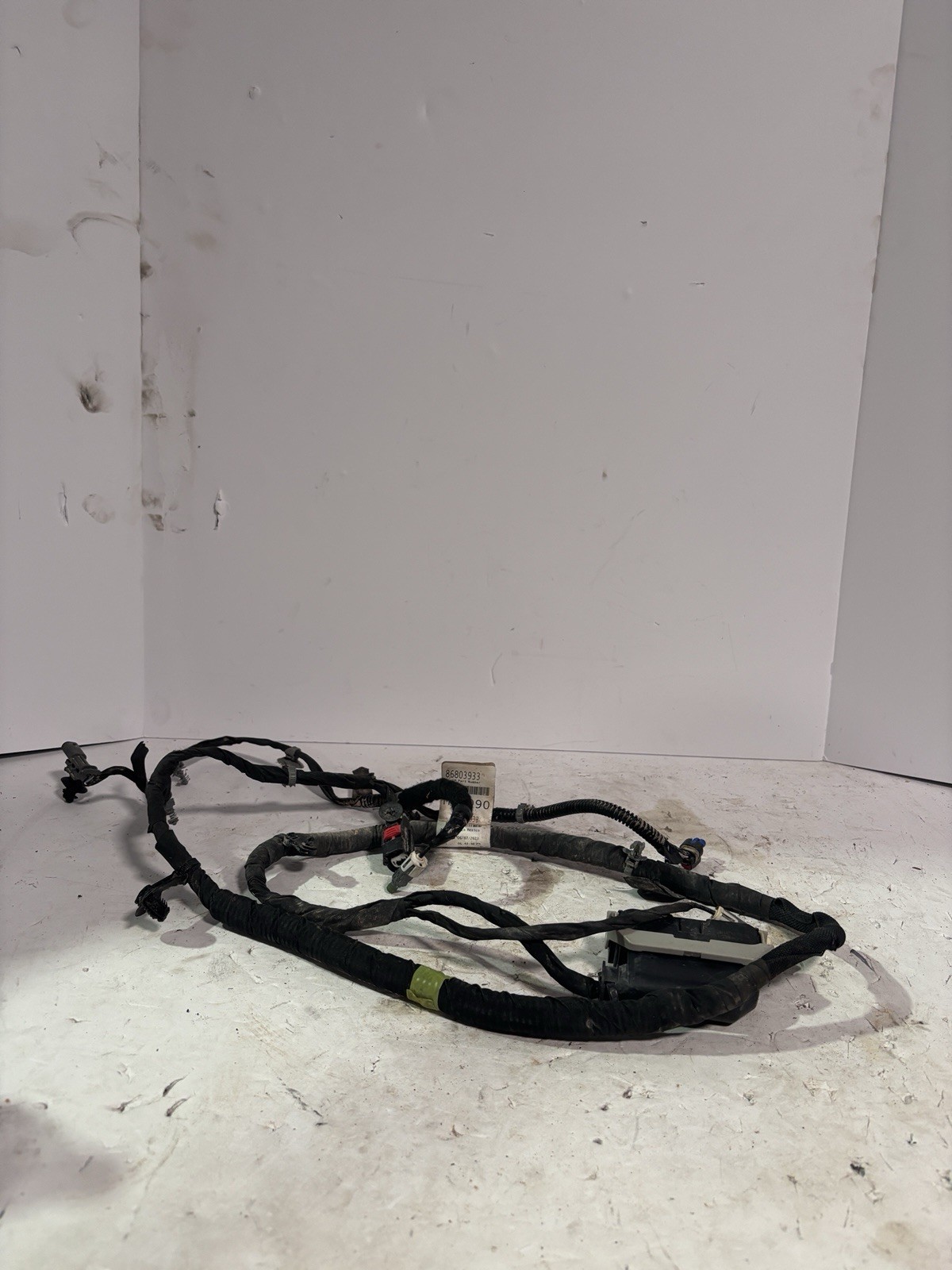 23-25 CHEVROLET SIERRA 2500 3500 TAILGATE CAMERA WIRING HARNESS 86803933 *1437*
