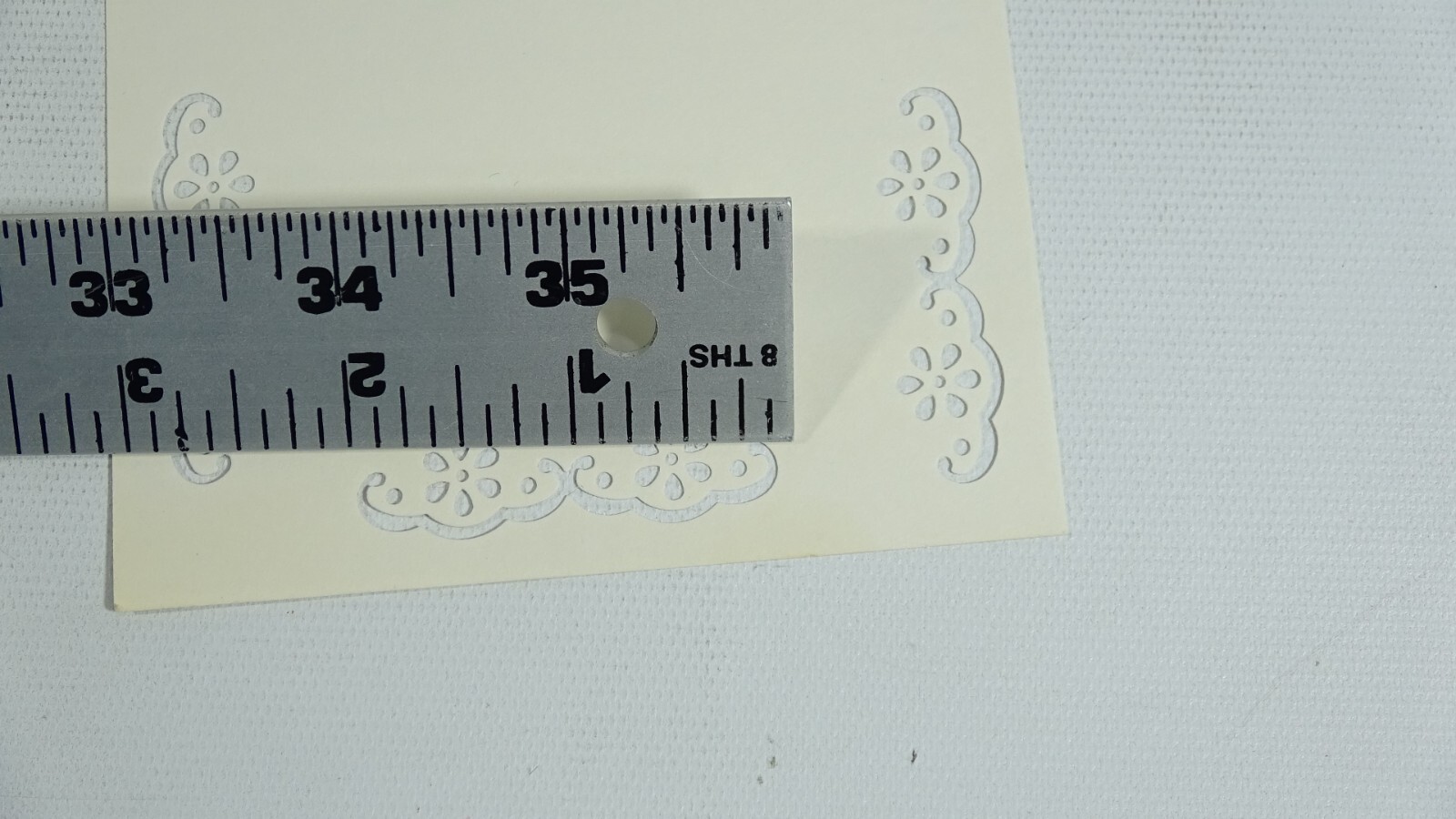 Martha Stewart Scalloped Flower Double Edge Punch