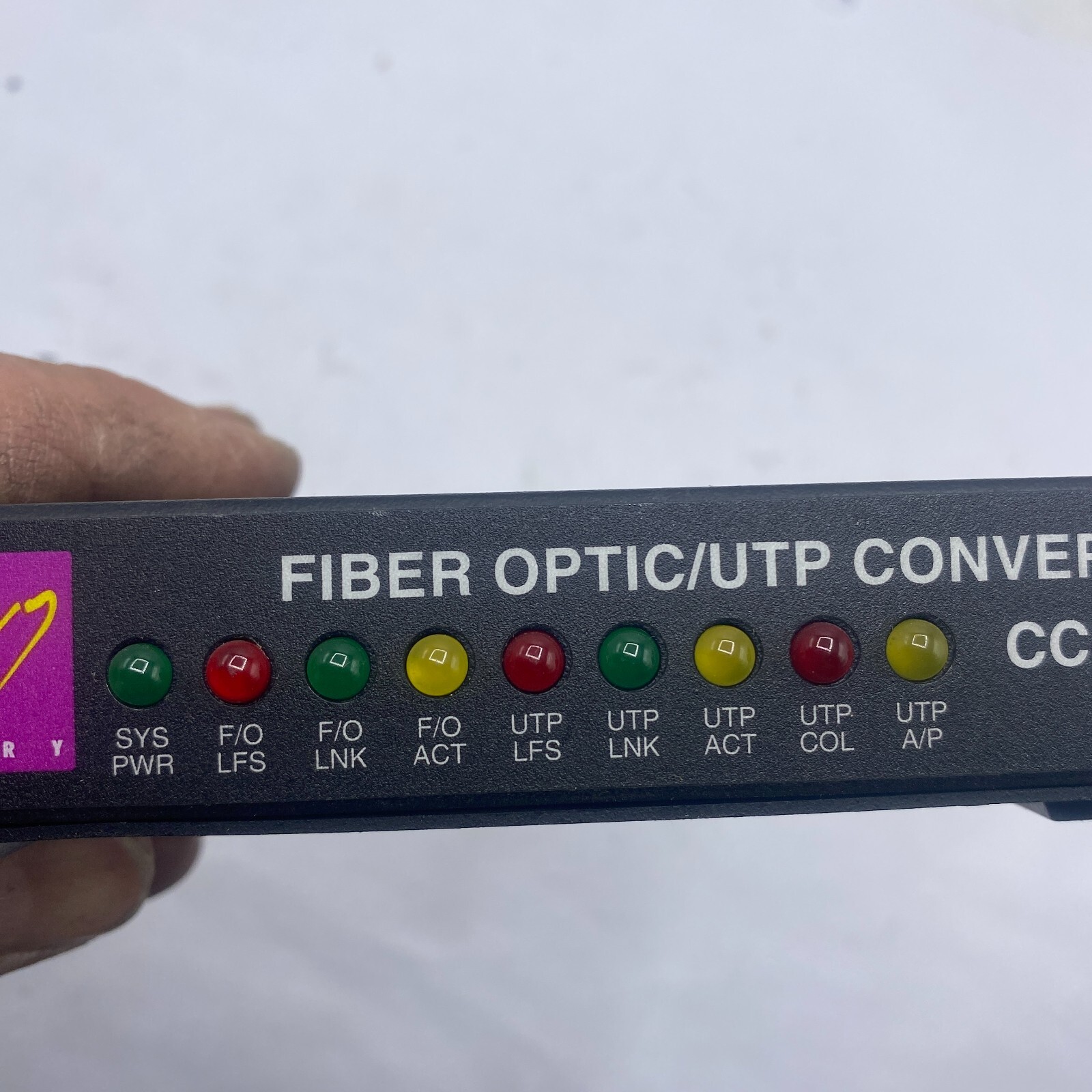 FIBER OPTIC/UTP CONVERTER CANARY CC-2002 Rev C-1 ⭐