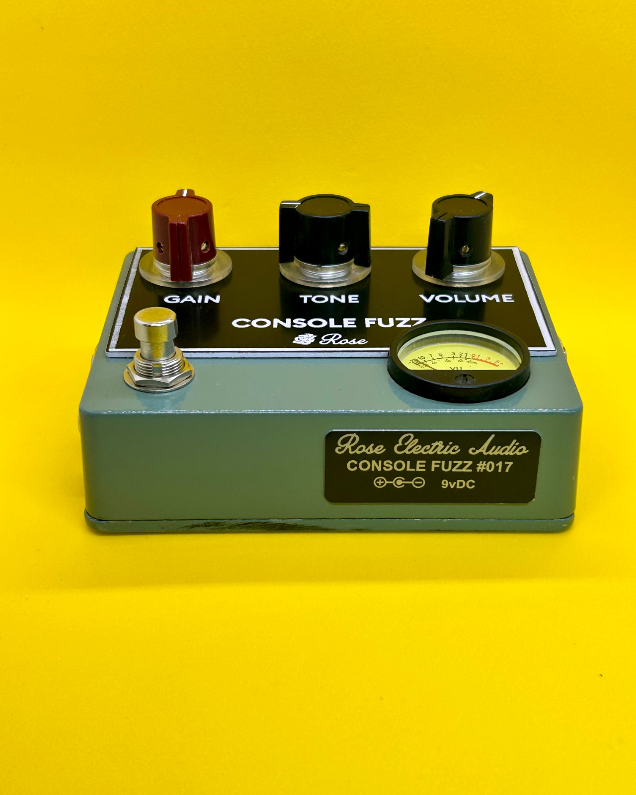CONSOLE FUZZ - by Rose Electric Audio - Distortion / Fuzz