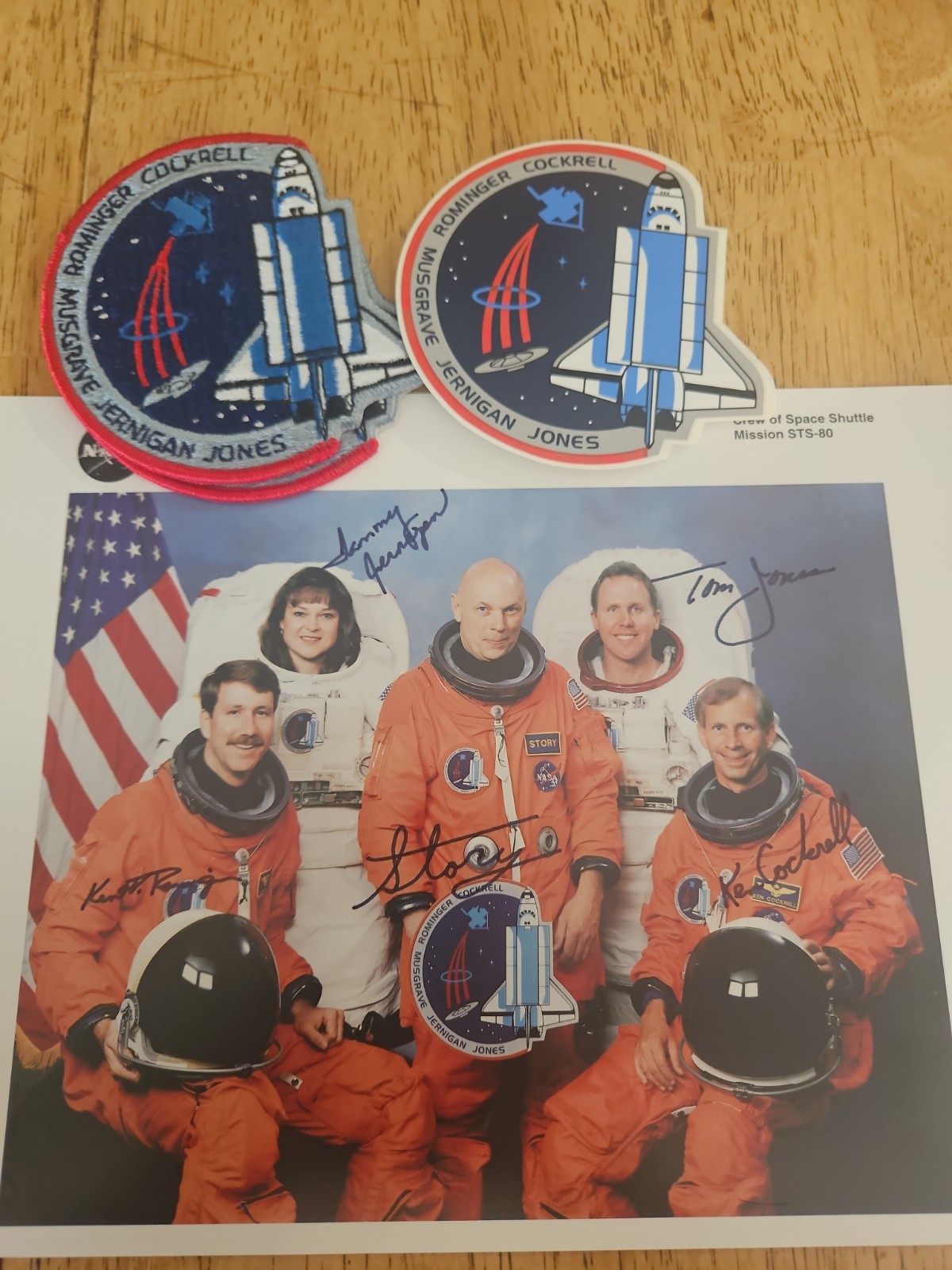 STS-80 Signed  Crew Photo,  3 Stickers, 2 Patches