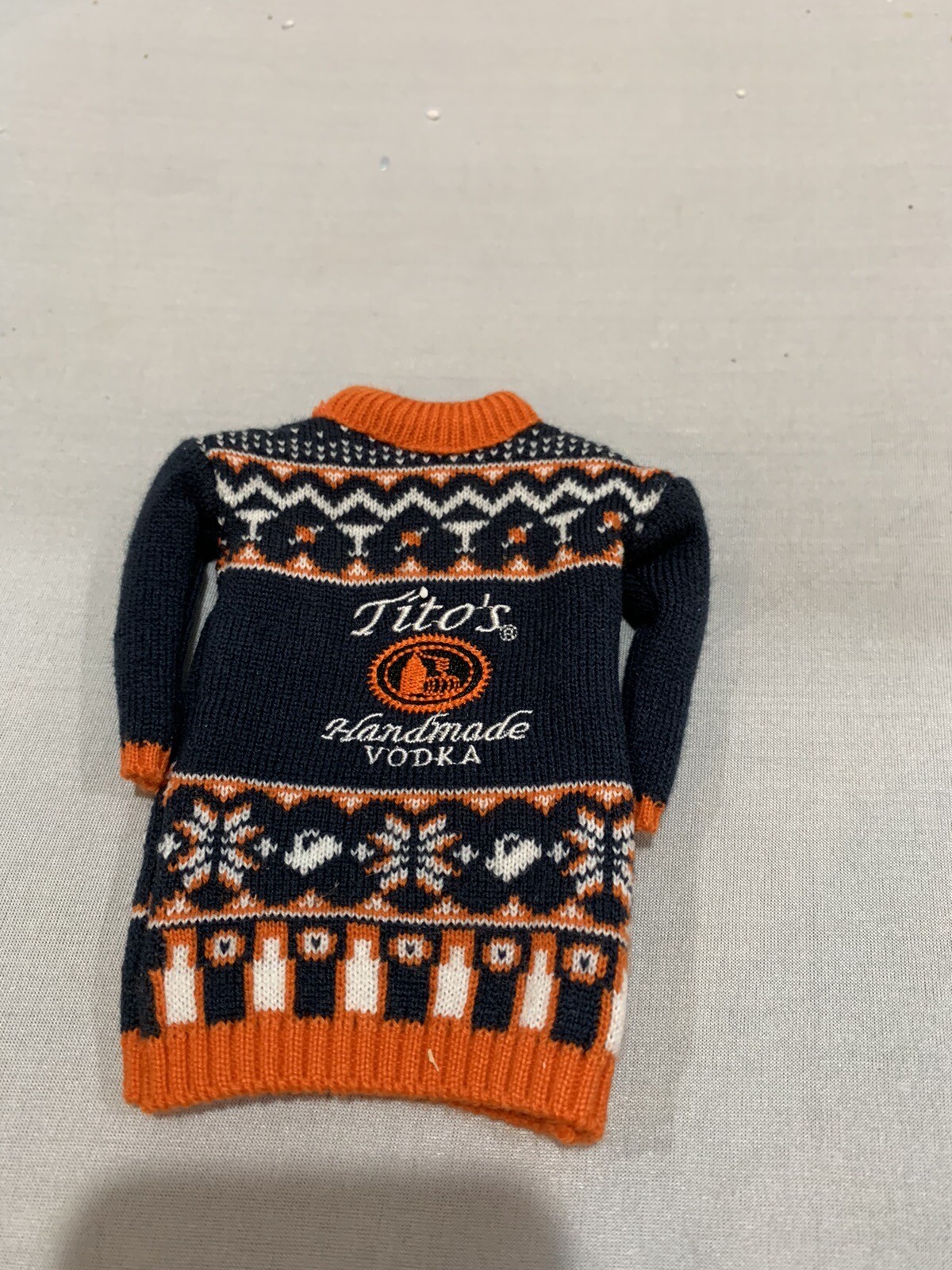 Tito’s Handmade Vodka Holiday Sweater Bottle Topper Gift Tag Orange Navy
