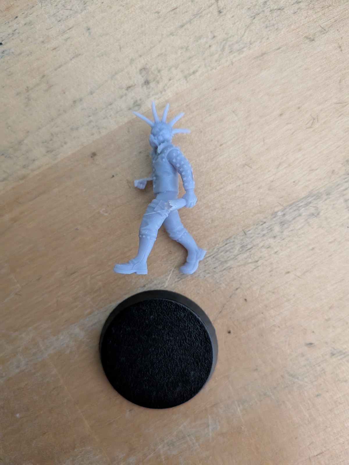 Unknown 32mm Scale Cyberpunk Style Punk  Resin Miniature