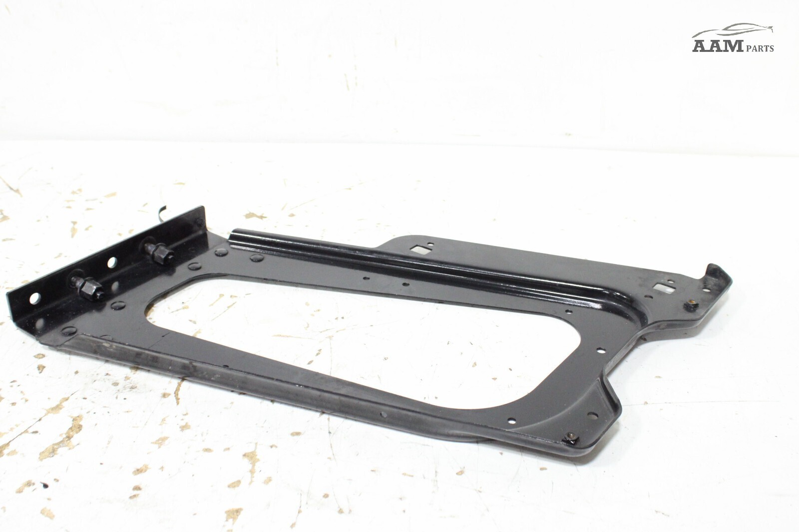 2019-2023 VOLVO VNL 760 D13 FRONT LEFT DRIVER SIDE SUPPORT BRACKET OEM