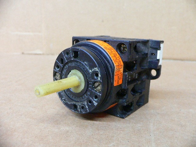 Moeller T0-2-8324/I/Svb Main Switch Assembly