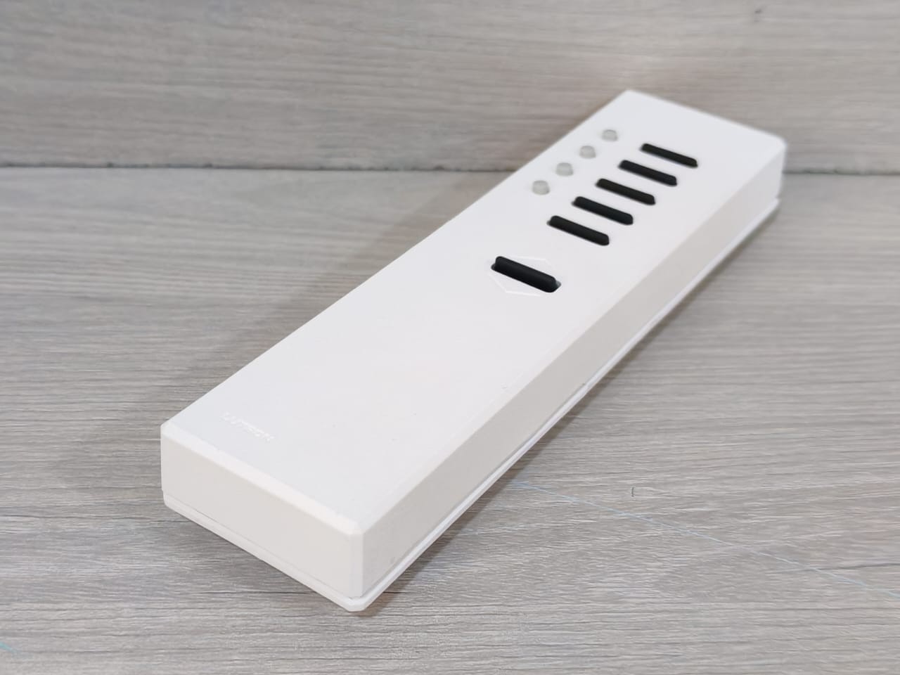 Lutron GRX-8IT-WH 8-Scene Wireless Remote Control