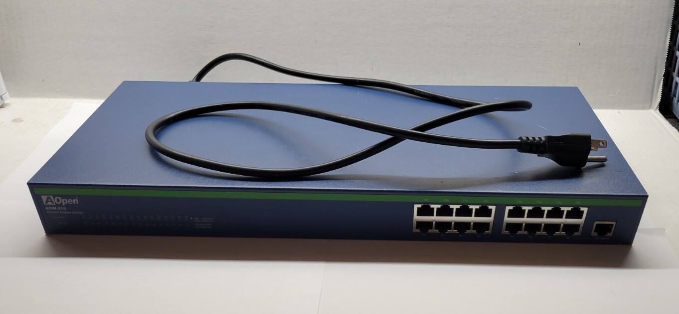 AOpen AOW-216U 16-Port 10/100 Fast Ethernet Switch